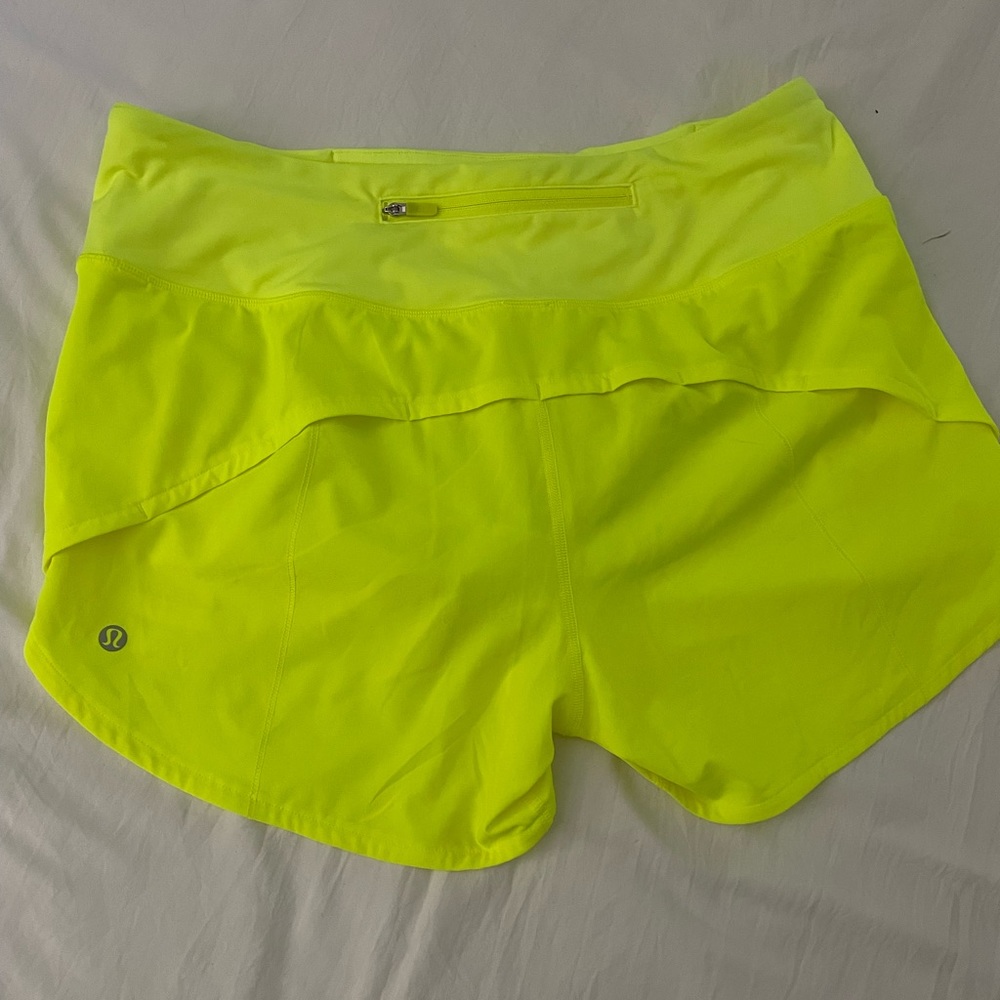 Lululemon 4” shorts